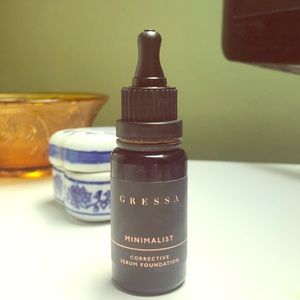 Gressa Minimalist Corrective Serum Foundation 1.5